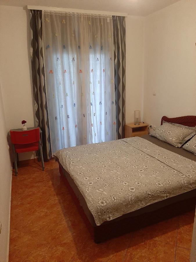 Apartments Nurkovic 도브라 보다 객실 사진
