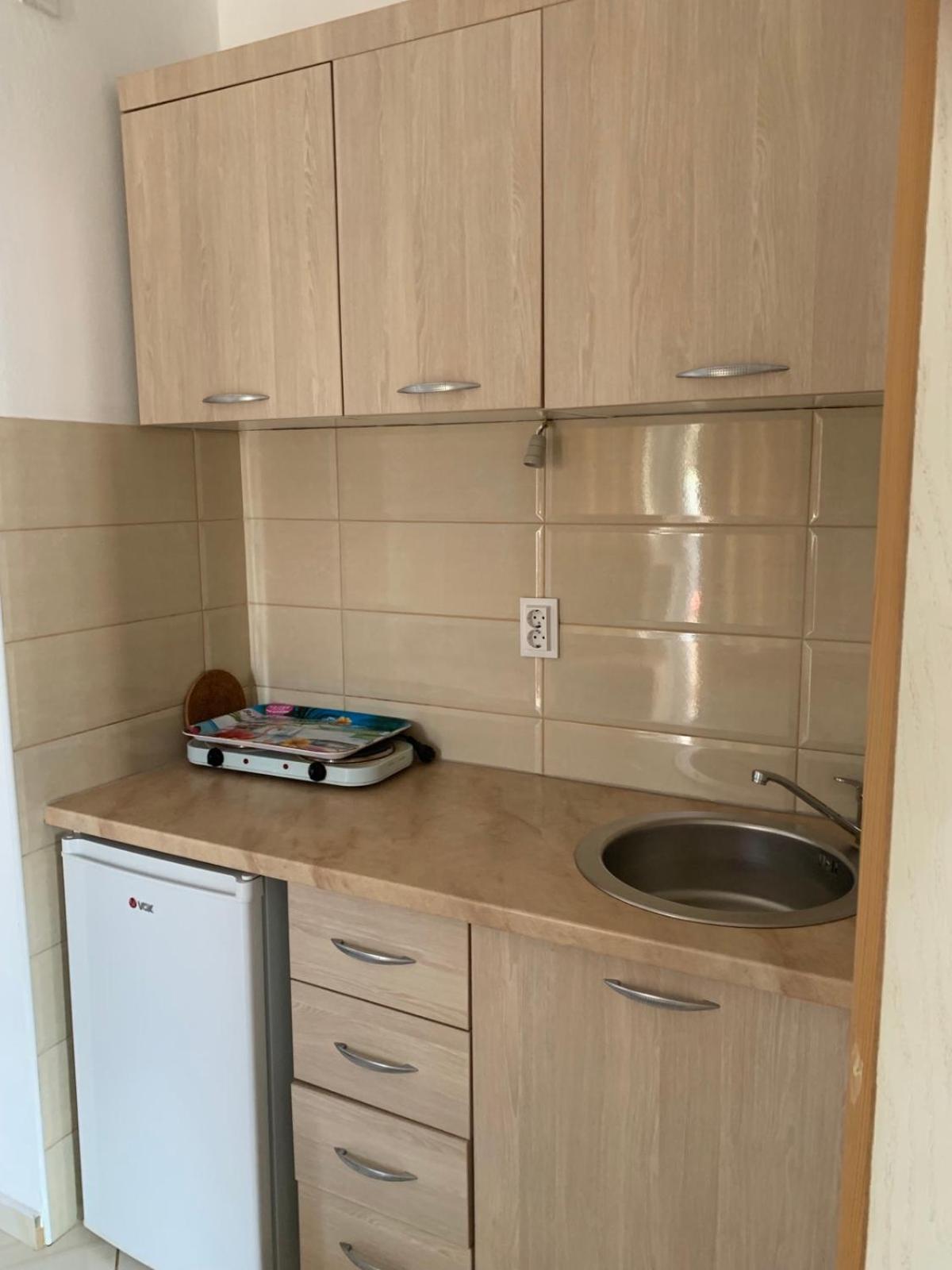 Apartments Nurkovic 도브라 보다 객실 사진